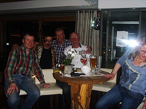 35-Party im Pfelderer Hof.jpg 35-Party im Pfelderer Hof.jpg